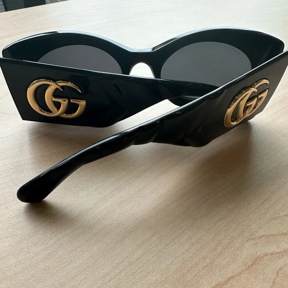 Gucci | Accessories | Gucci Black And Gold Sunglasses Gg80s 